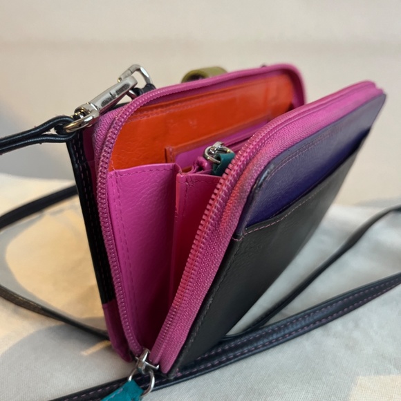 RFID Genuine Leather block colour wallet with strap - Picture 3 of 8